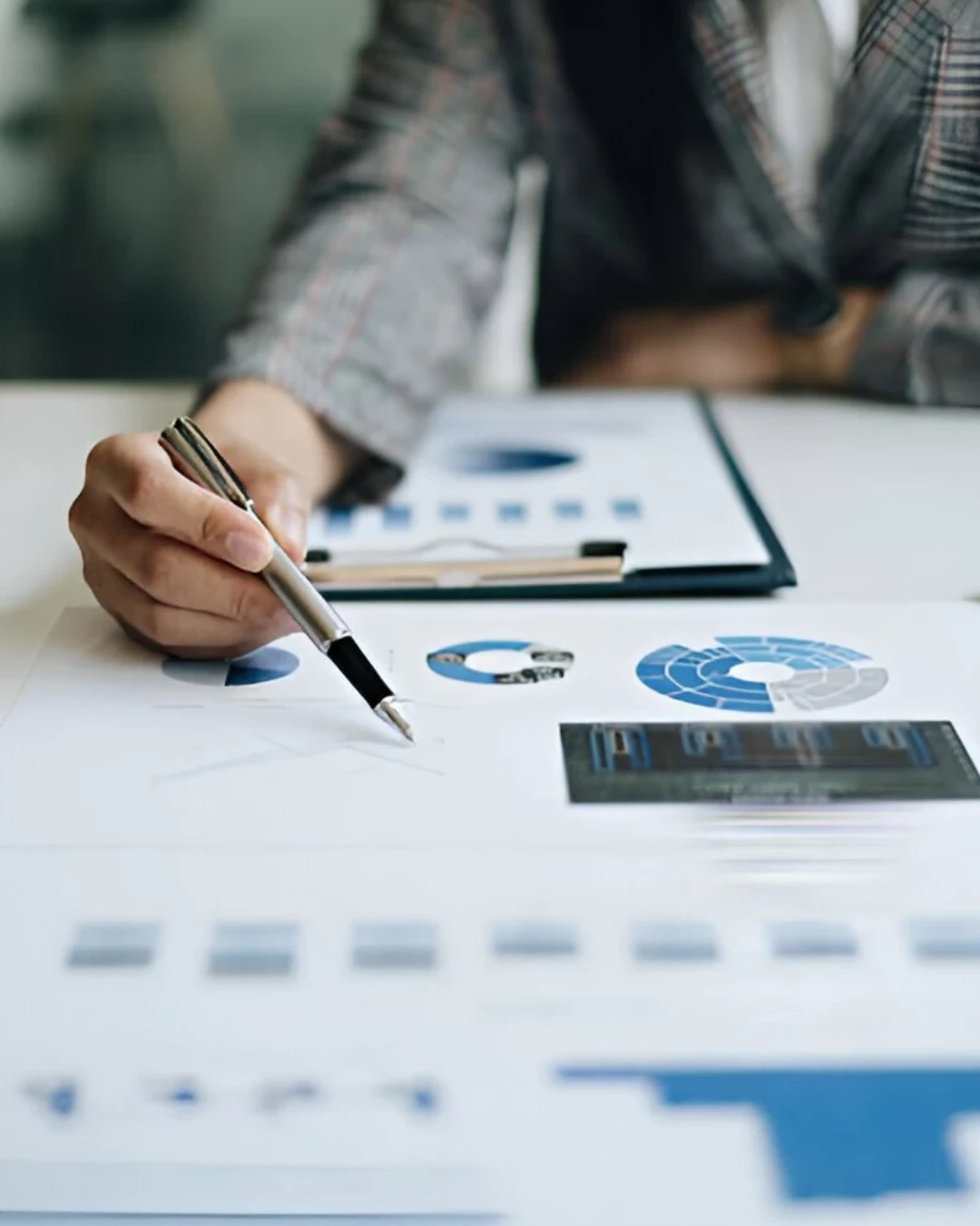 Competitor Benchmarking Deliverables